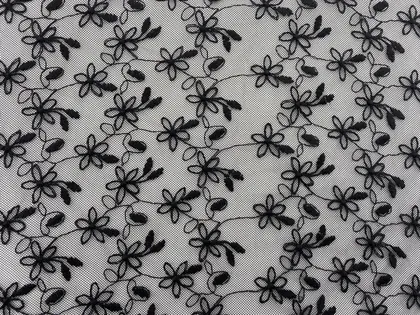 Siyah Pamuk Polyester Tül Üzeri Brode Kumaş