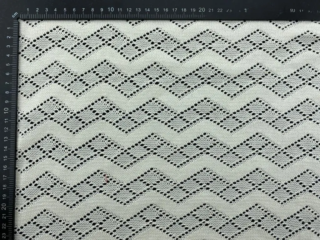 Dantel · Yerli · Lez · Pamuk- Naylon · Yıkamalı · Ham · 140 Cm
