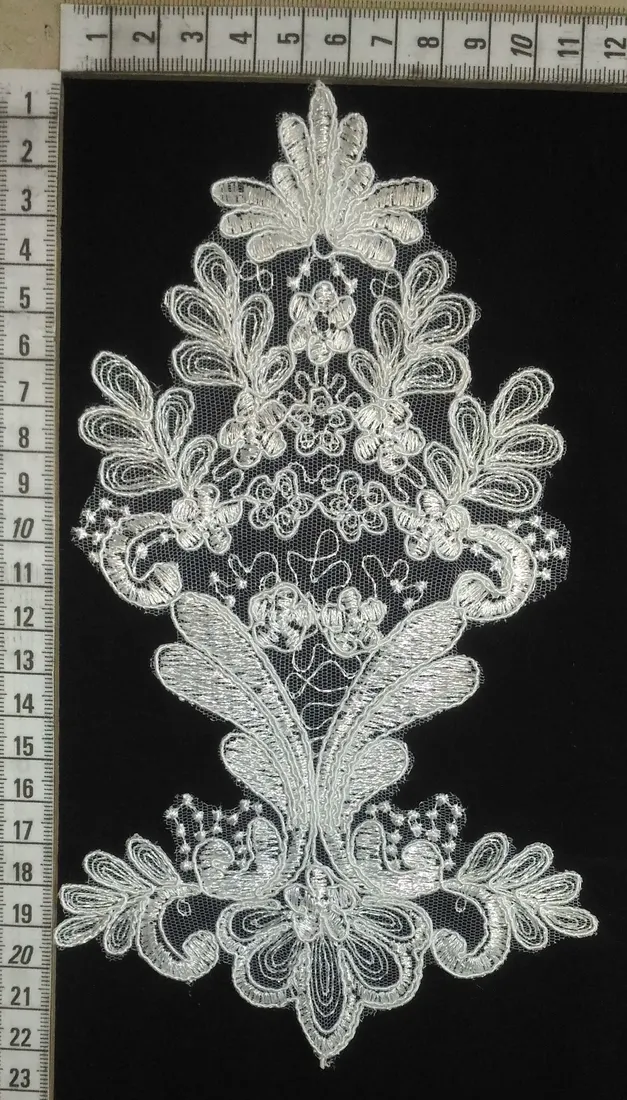 · Brode · Yerli · Aplik · Polyester · Kordlu · 25118 · Düz · Ham
