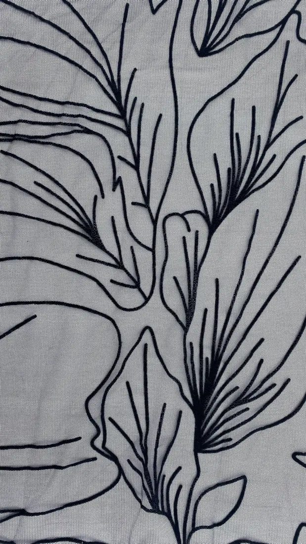 Tül Üzeri · Yerli · Lez · Polyester · Siyah Zemin · Siyah Flok Baskı · 160 Cm