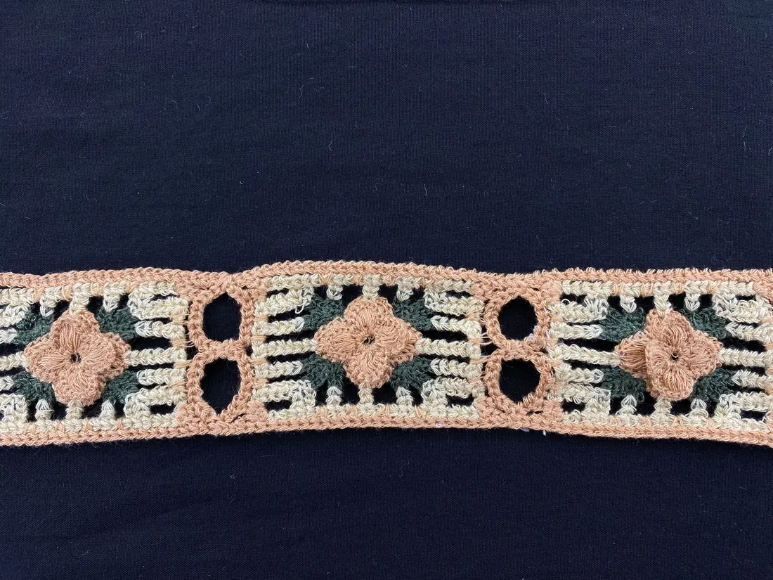Kahverengi-Yeşil-Bej Tığ İşi Bant, 4.5 cm