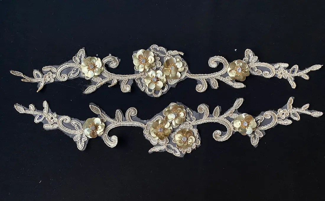 7665 Brode · Yerli̇ · Apli̇k · Polyester · 5 Çi̇çekli̇ · Gold · 42 Cm