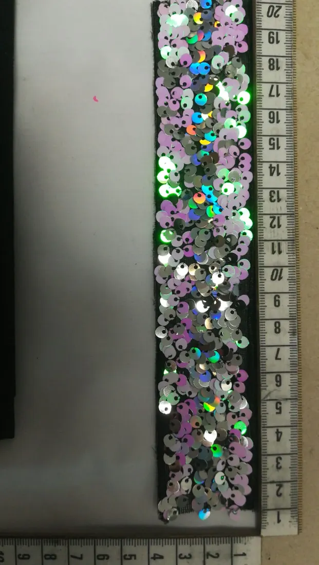 Siyah Mesh Üzeri Hologram Pullu Bant, 4 cm