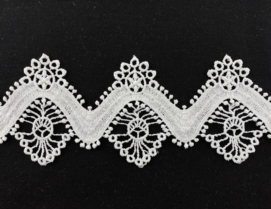 Beyaz Mat Polyester Güpür Brode Bant, 7 cm