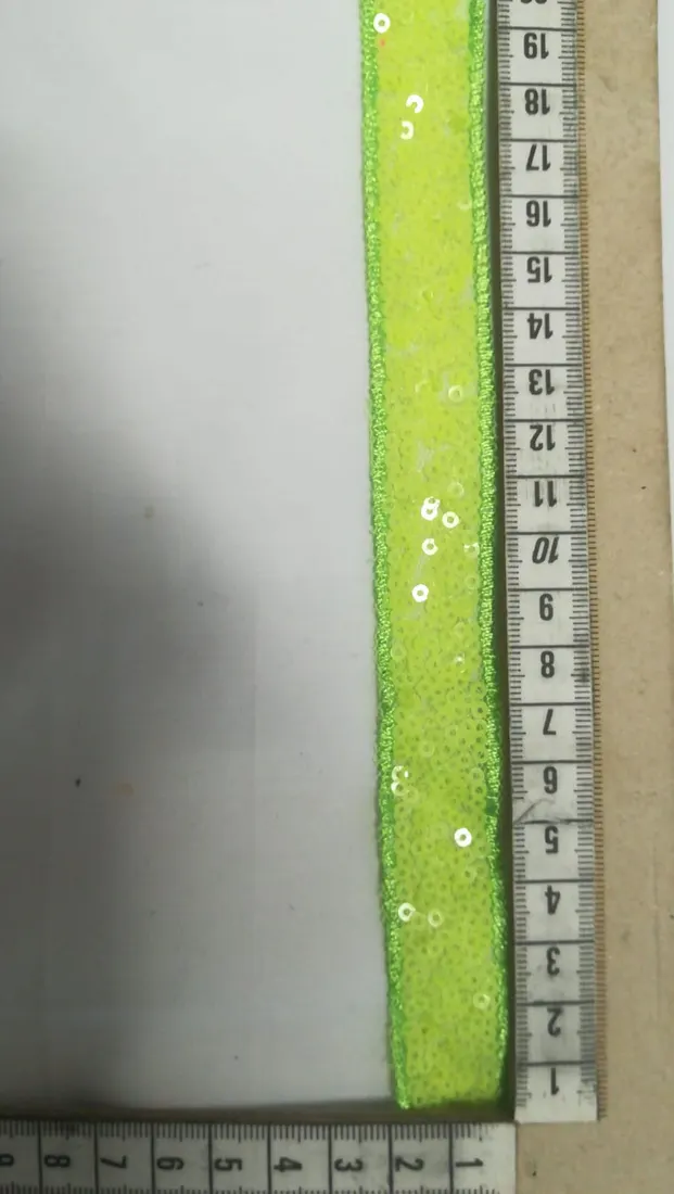 Neon Yeşil Pullu Bant, 2 cm