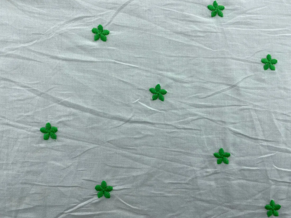 Benetton Yeşil Nakışlı Kasar Brode Kumaş - 135 cm