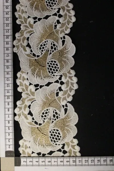 Beyaz-Altın Simli Mat Polyester Güpür Brode Bant - 10 cm
