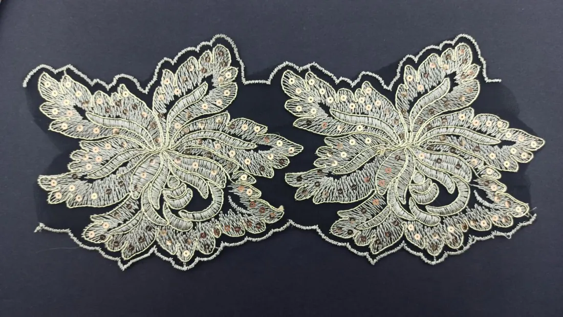 Siyah-Gold Pullu Tül Üzeri Kordlu Polyester Brode Bant - 14 cm
