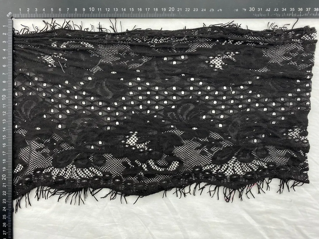 Sakallı Siyah Polyester Dantel Bant