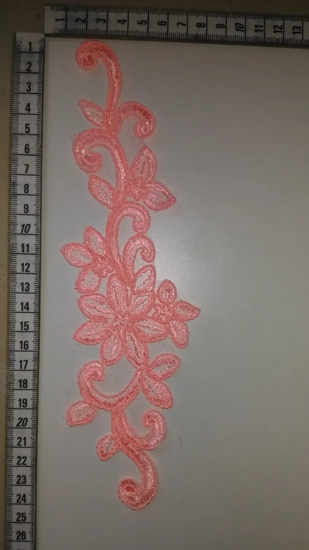 Yavruağzı Düz Kordlu Aplik Polyester Brode