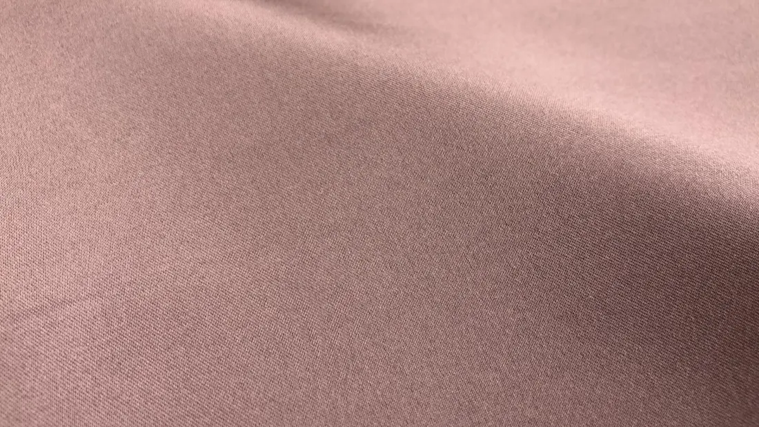 11866 Saten Kumaş · Yerli̇ · Lez · Polyester · Li̇krali · Mürdüm