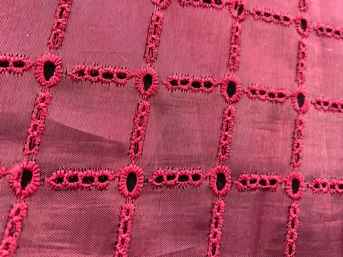 Fuşya Bohrerli Organze Tül Brode Kumaş, 130 cm