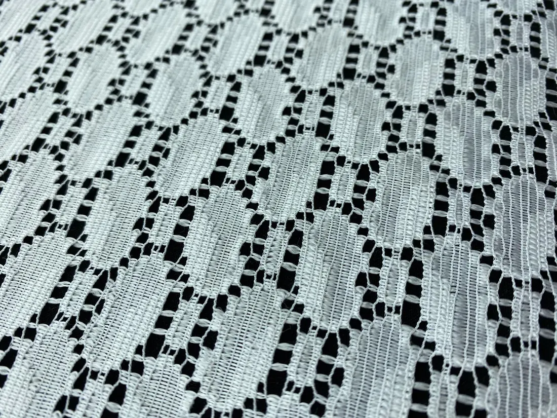 Fikse Edilmiş Mikro Polyester Dantel Kumaş