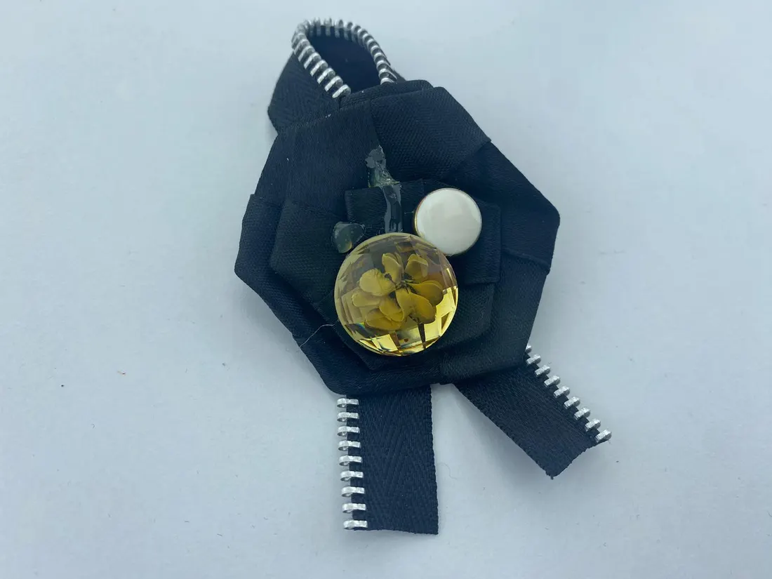 Siyah Taşlı Aplik, 5 cm